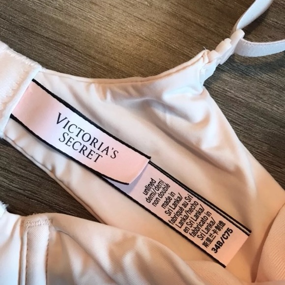 VICTORIAS SECRET UNLINED DEMI BRA BUNDLE - Picture 5 of 5